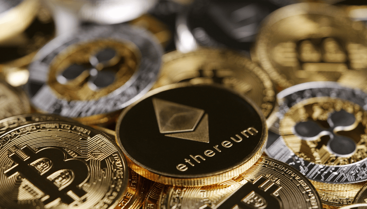 Ethereum begint hard te stijgen, deze crypto staan al 30% en 90% in de plus