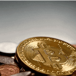 Bitcoin (BTC) koers test weerstand bij $8.900 tot vier keer toe maar kaatst af