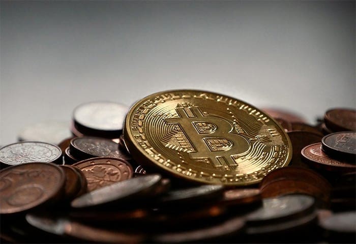 Bitcoin_even_onder_de_6000_dollar