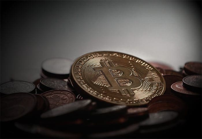 bitcoin keldert met $400