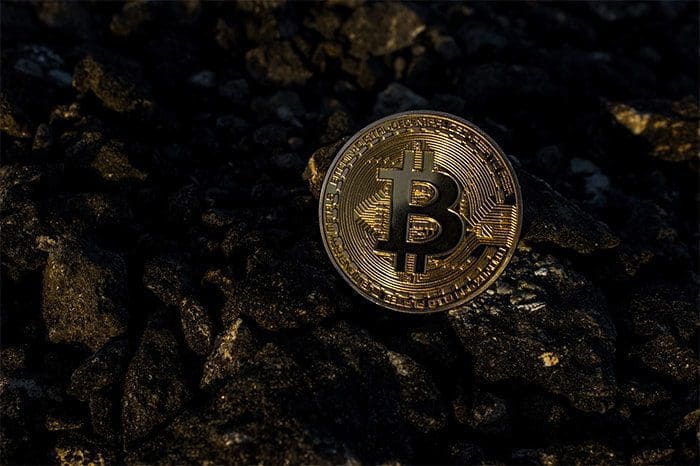 bitcoin_marktwaarde_bereikt_jaarlijks_dieptepunt_van_81_27_miljard_dollar