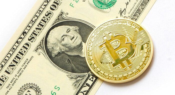 bitcoin_moet_213000_dollar_bereiken_voordat_het_de_amerikaanse_dollar_kan_vervangen