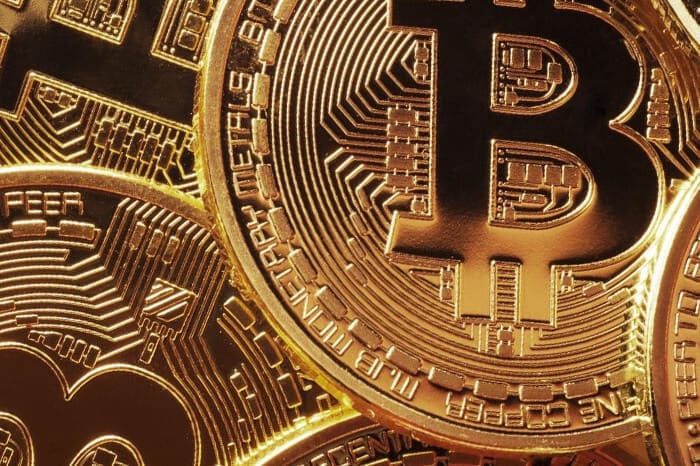 chinas_oudste_tech_blog_gaat_bitcoin_accepteren_om_praktisch_gebruik_te_tonen China's centrale bank print meer dan de market cap van Bitcoin (BTC)