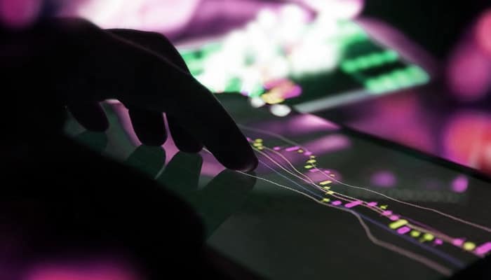 cryptocurrency_exchanges_waaronder_binance_en_coinbase_halen_meer_werknemers_binnen_ondanks_bear_markt
