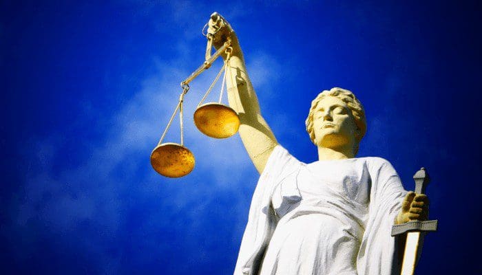 justice-1 Twee individuen aangeklaagd voor het shadow banking van cryptocurrency bedrijven