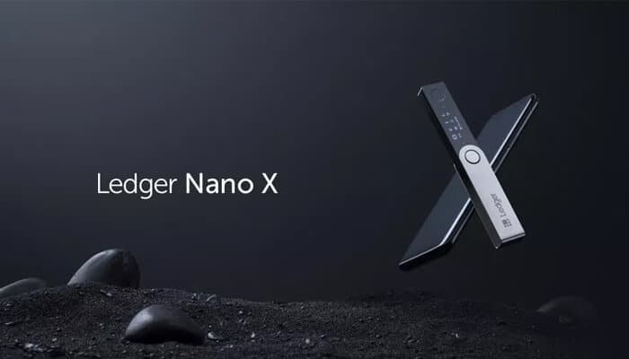 ledger_nano_x_hardware_wallet_beheren_met_je_smartphone_via_bluetooth