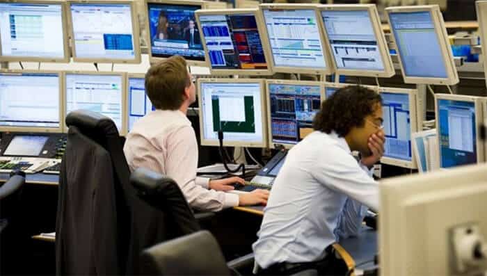 nederlands_bedrijf_flow_traders_betreedt_cryptomarkt_ondanks_waarschuwingen_AMF