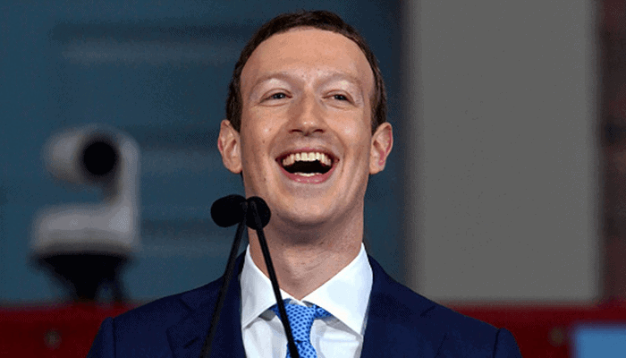 Facebook CEO Zuckerberg is geïnteresseerd in blockchain voor Facebook