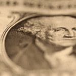 Amerikaanse senator: ‘Stablecoins moeten 1-op-1 gedekt worden door cash geld’