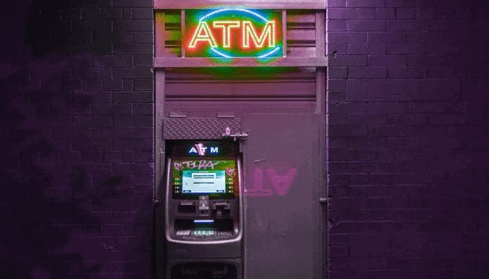 Bitcoin (BTC) adoptie in El Salvador komt op stoom 1.500 bitcoin geldautomaten worden geplaatst