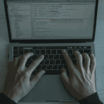 Bitcoin (BTC) exchange Livecoin sluit deuren na aanval slachtoffer of exit scam