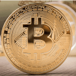 Bitcoin (BTC) koers stijgt $400 en nadert de $9.400, lagere tijdsframe raken wel overbought