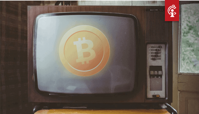Bitcoin (BTC) koers voor miljoenen kijkers te zien op CNBC tijdens Fed toespraak