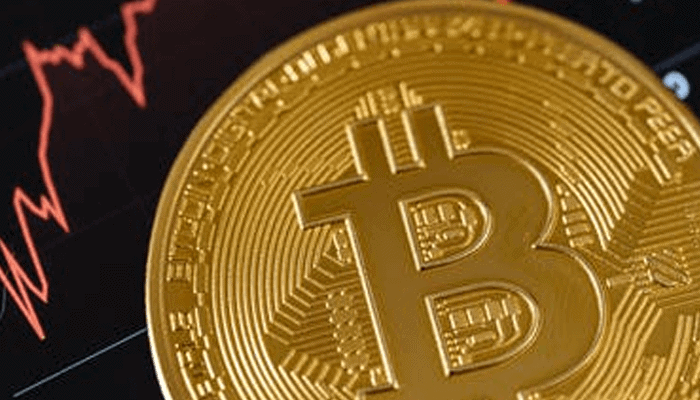 Bitcoin (BTC) zakt weer onder de $18.000, maar eerste bullish tekenen zijn zichtbaar