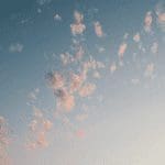 Bitcoin, ethereum en cardano koersen corrigeren na herstel toch weer flink omlaag, XRP en DOGE dalen harder