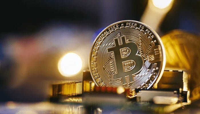 Bitcoin koers handelt vlak, volatiliteit lijkt eraan te komen