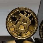 Bitcoin prijs breekt door psychologische grens
