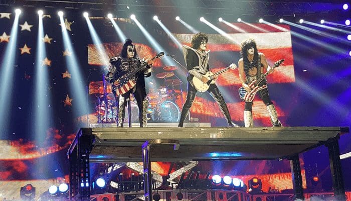 Cardano (ADA) verwelkomt Kiss bassist Gene Simmons in community