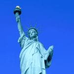 Crypto als bitcoin kunnen landen destabiliseren en Amerikaanse dollar ondermijnen, zegt Hilary Clinton