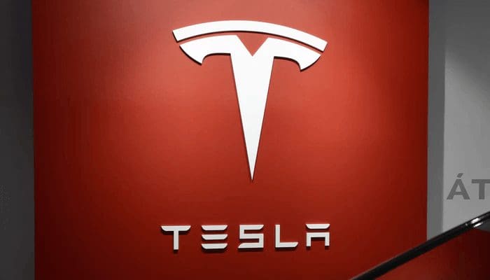 Gooit Tesla bitcoins in de verkoop? John bekijkt de koers van ethereum, cardano, dogecoin en meer