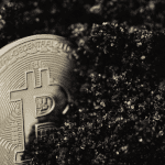 Oeroude bitcoin (BTC) uit Satoshi-tijdperk werd voor het eerst verplaatst op verjaardag