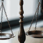 Ripple (XRP) in de problemen SEC dient officieel aanklacht in