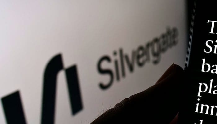 Begin dit jaar kampte de crypto-bank Silvergate Bank met een enorme bank run. Daarna was het even stil, maar nu weten we dat ook dit bedrijf flink in de problemen zit. Het bedrijf nam enorme stappen, maar blijkbaar was dit niet genoeg. Het bedrijf heeft nu één van zijn bedrijfsonderdelen al stopgezet.