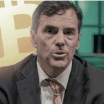 Tim Draper adviseert millennials te investeren in bitcoin (BTC)