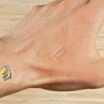 Fanatieke bitcoiner implanteert zichzelf met betalingchip