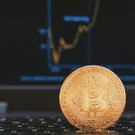 Crypto op exchanges laten staan houdt koersen mogelijk laag