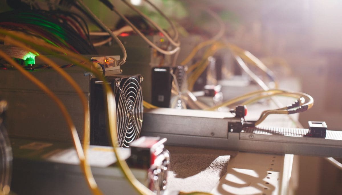 Bitcoin miners sparen BTC in voorbereiding op halving