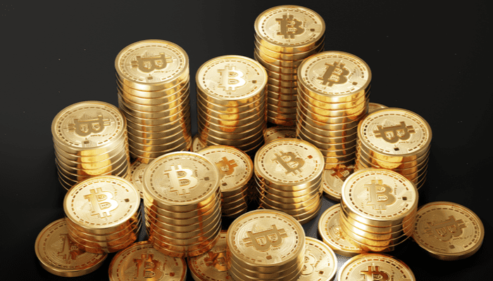 BTC koersverwachting: 10 jaar oude bitcoin worden verkocht