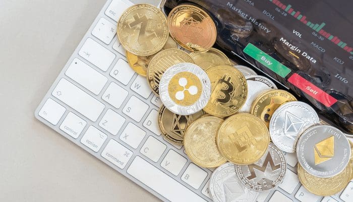 XRP stijgt weer harder dan BTC en ETH, maar LUNC blijft dalen