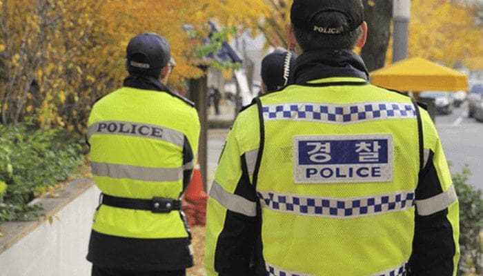 Zuid-Koreaanse politie gaat achter Luna Foundation Guard aan