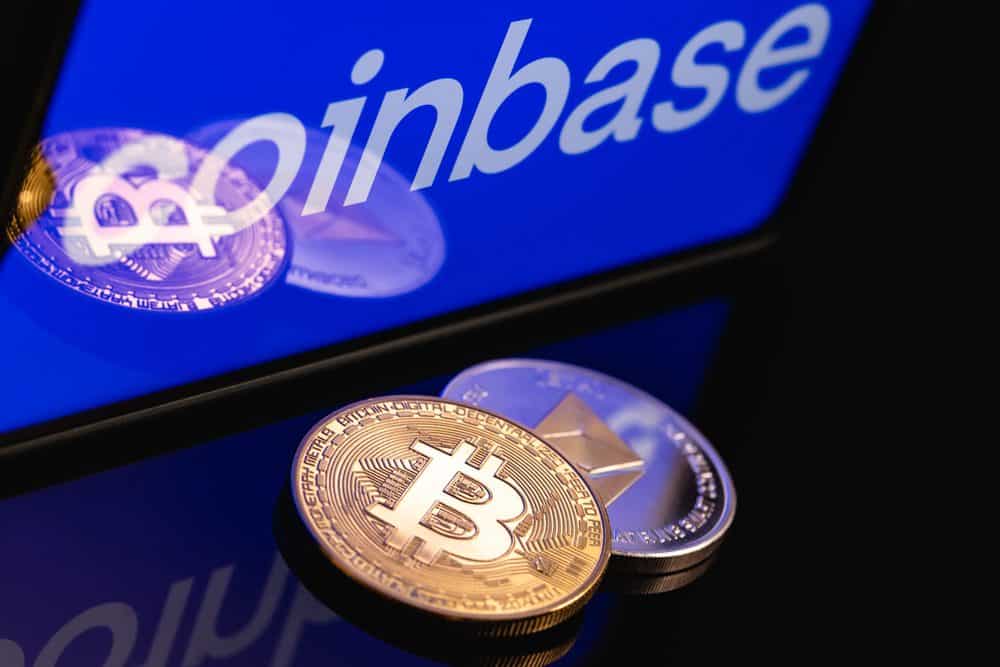 shutterstock_1974708794 Aandelenkoers Coinbase keldert sterk mee met crypto crash