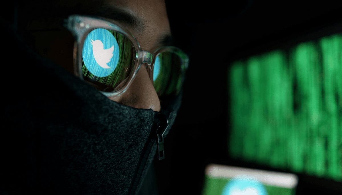 Crypto scammers kapen bekende Twitter accounts, stelen grote som geld