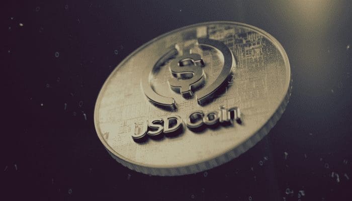 USDC stablecoin herstelt link en keer (kort) terug naar 1 dollar 