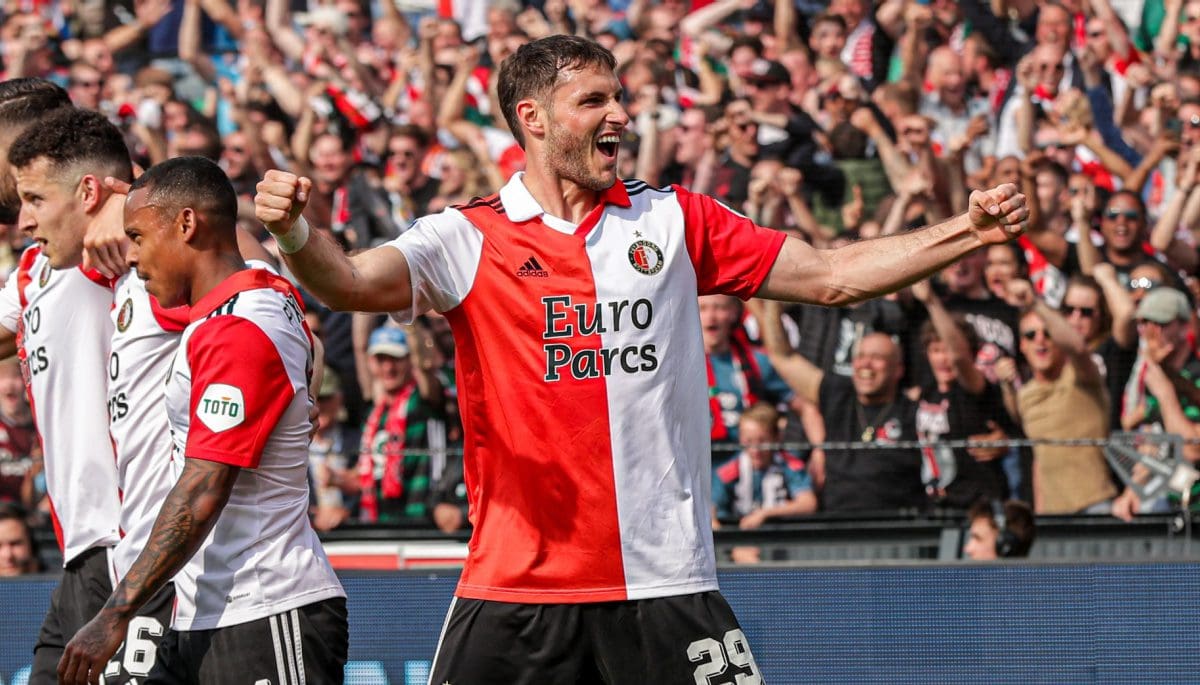 feyenoord-salaris-Gimenez-1 Dit zijn de 4 grootverdieners bij Ajax-beul Feyenoord, en dat valt tegen