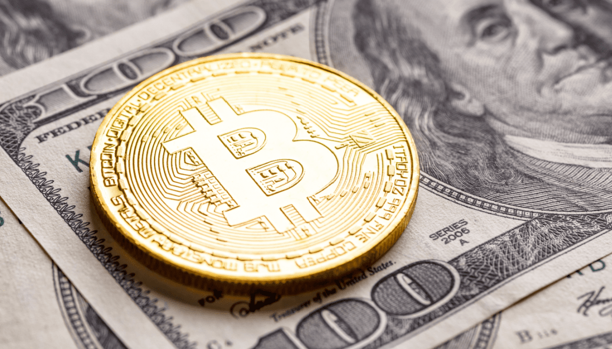 Rising adoption of Bitcoin threatens the dominance of the US dollar