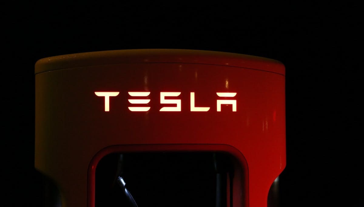 Alle Nederlanders met Tesla of S&P500 aandelen ontvangen gratis XRP