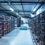 Grootste Bitcoin miner ter wereld steekt kwart miljard in BTC