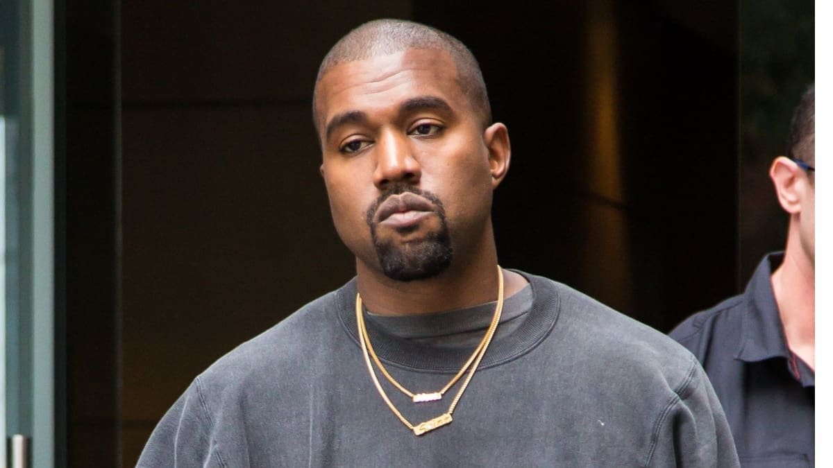 Kanye West onthult cryptofraude en slaat miljoenenbod af
