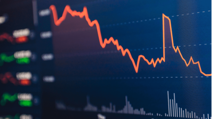 Rode grafiek van dalende koers