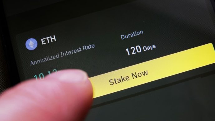 Ethereum schiet kortstondig omhoog na baanbrekend plan voor staking-ETF