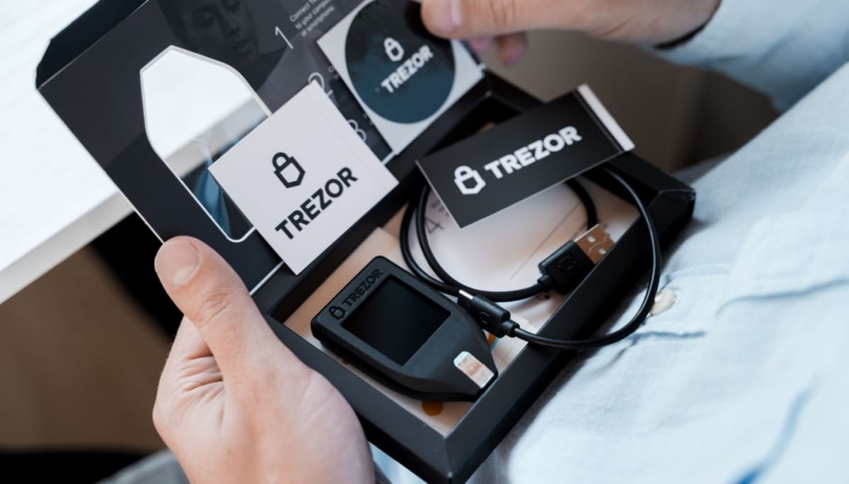 Crypto wallet-bedrijf Trezor gehackt voor valse crypto promotie