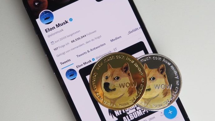 Dogecoin verdubbelt in één maand, maar Elon Musk verkoopt niet