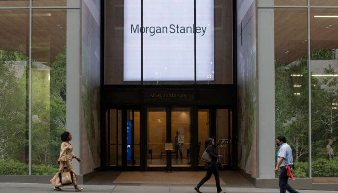 Bankgigant Morgan Stanley pioniert met bitcoin, wil ETF aanbevelen