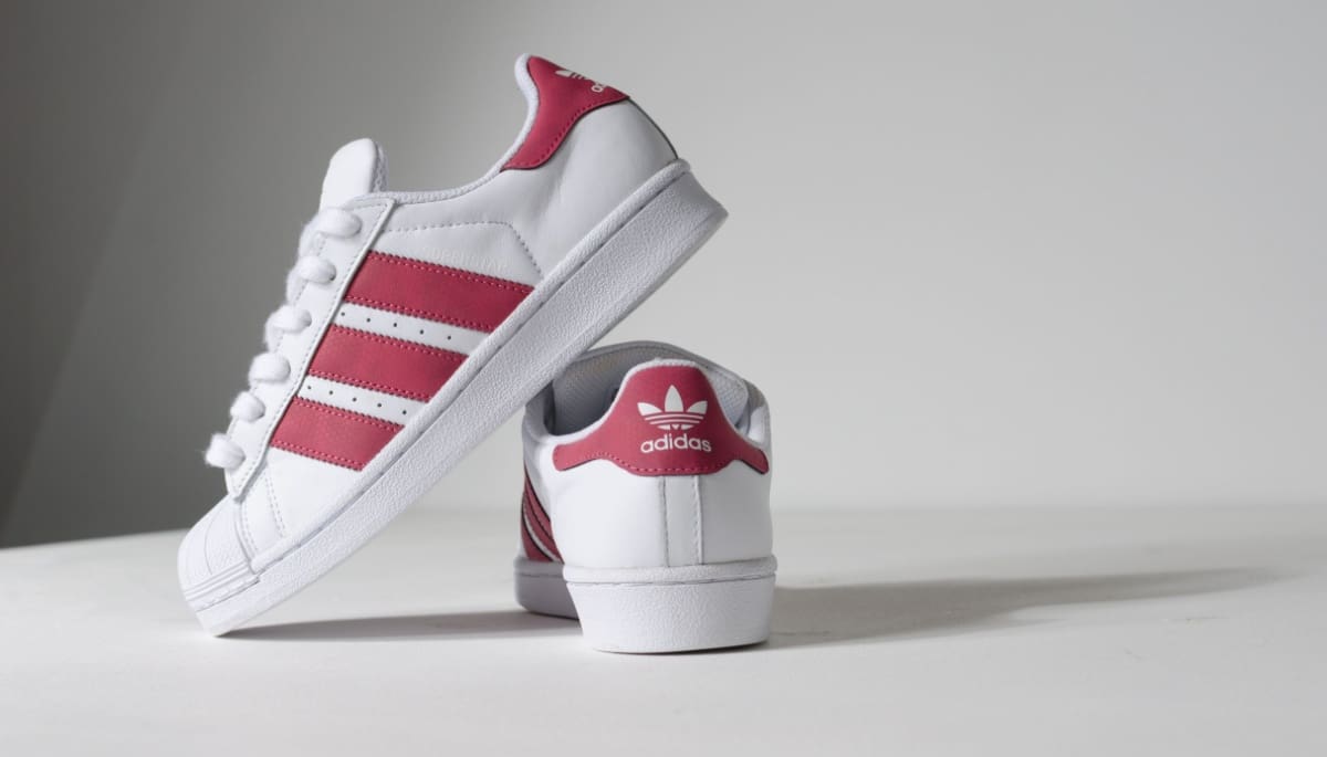 Adidas lanceert sneakers op Solana, en dit is het prijskaartje