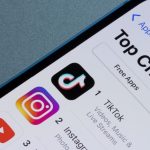 Phantom wallet klimt in Apple App Store, signaal voor solana stijging?