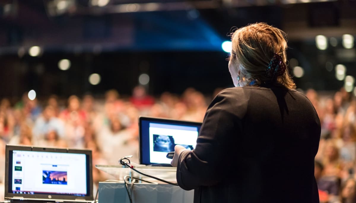 Première: het eerste door studenten georganiseerde blockchain evenement